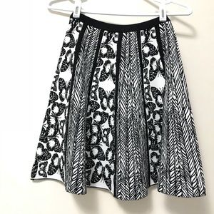 Bebe skirt